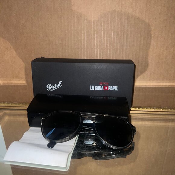 PERSOL NETFLIX LA CASA DE PAPEL SUNGLASS